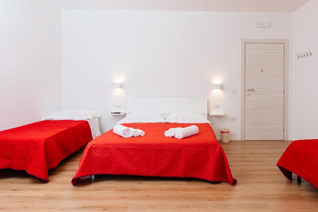 Hotel La Casa Di Ambra à Porto Torres Extérieur photo