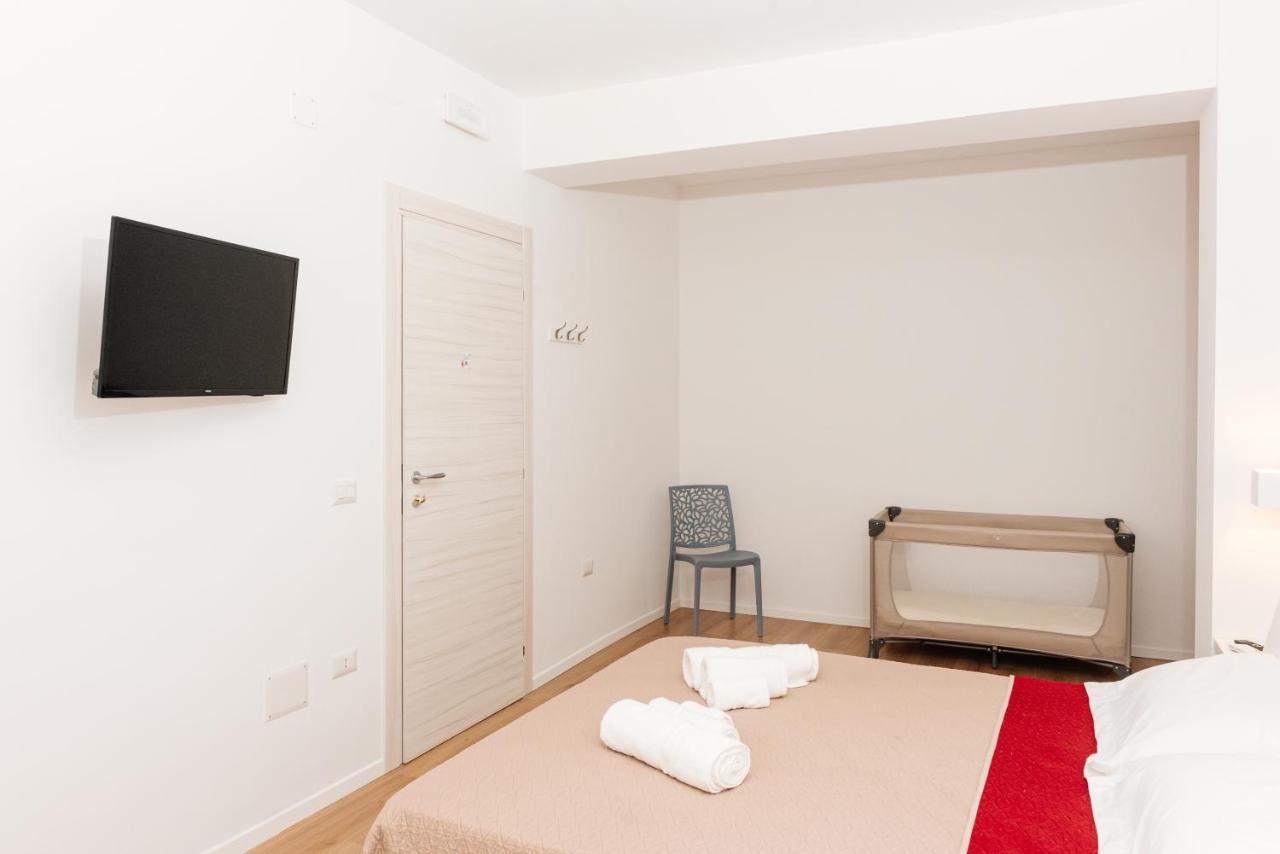 Hotel La Casa Di Ambra à Porto Torres Extérieur photo