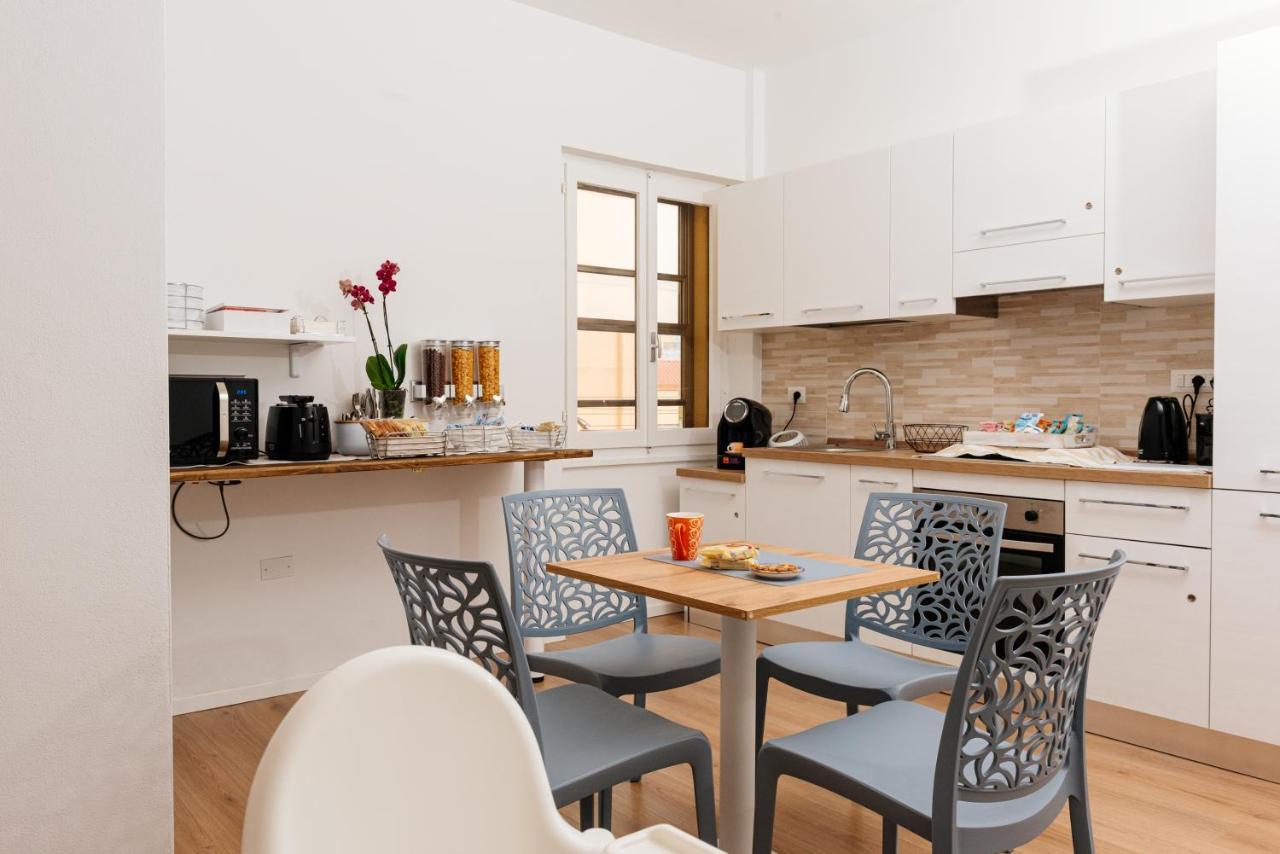 Hotel La Casa Di Ambra à Porto Torres Extérieur photo